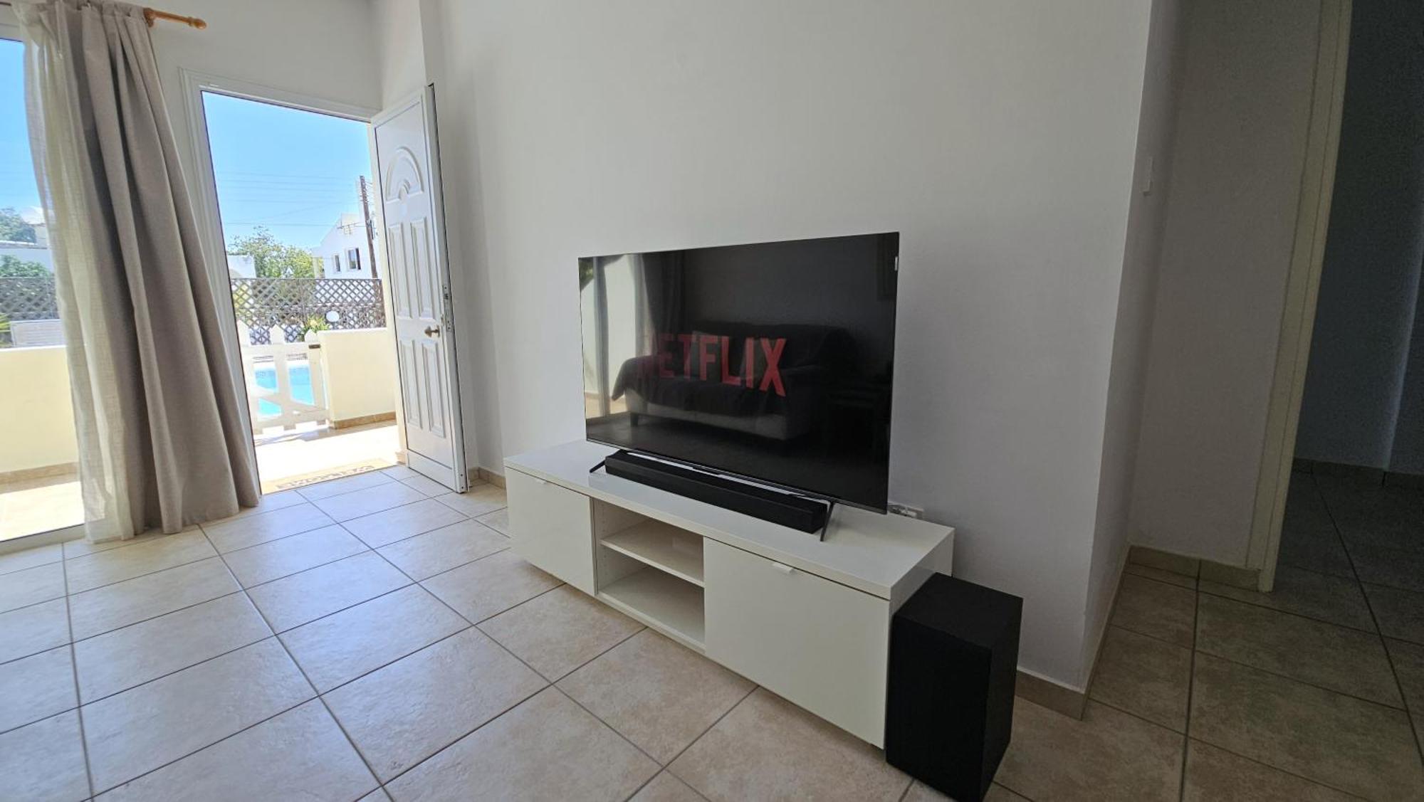 Peaceful With Double Bed - Oak Breeze Apartment Paphos