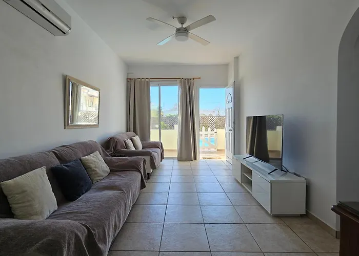 Peaceful Apartment With Double Bed - Oak Breeze