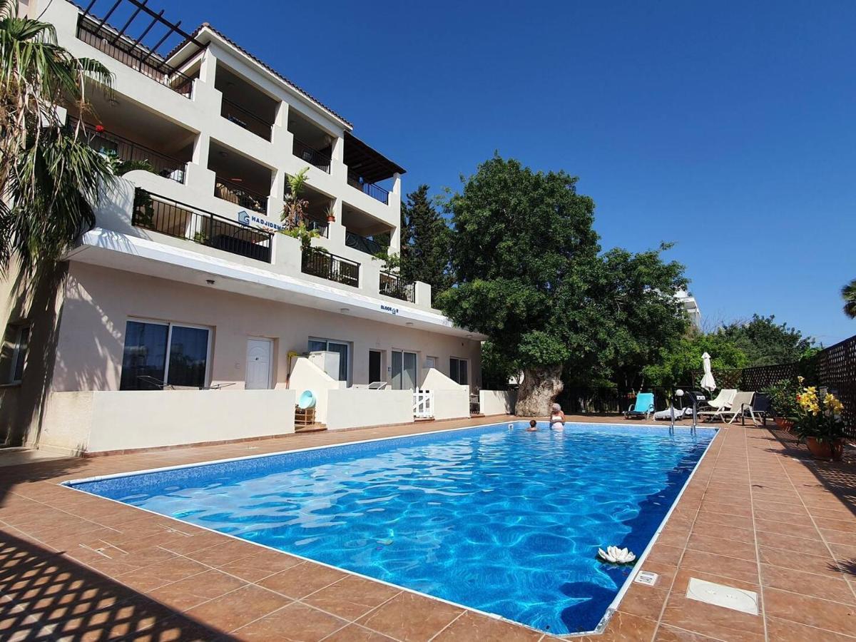 Peaceful With Double Bed - Oak Breeze