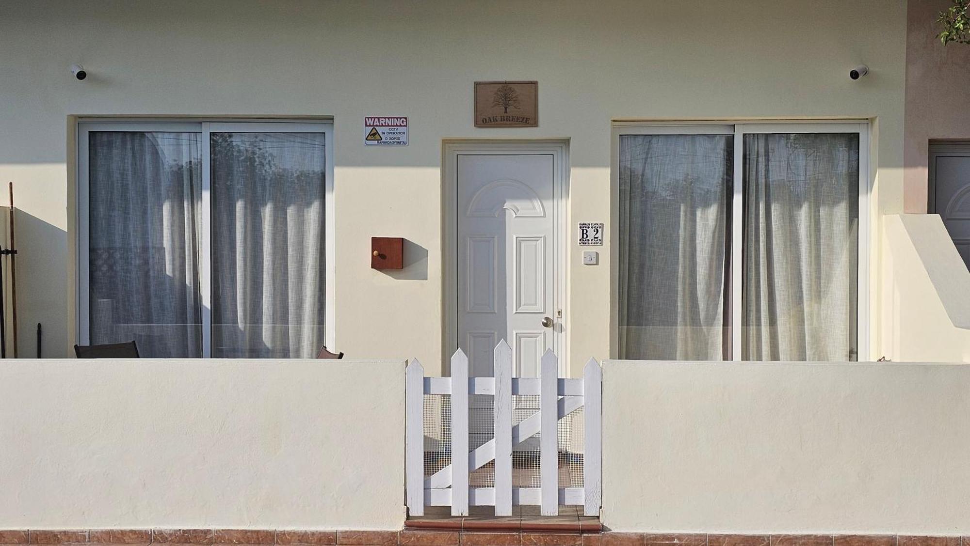 Peaceful With Double Bed - Oak Breeze * Paphos